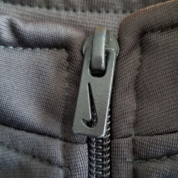 Nike Training Jacket - Picture 4 of 6